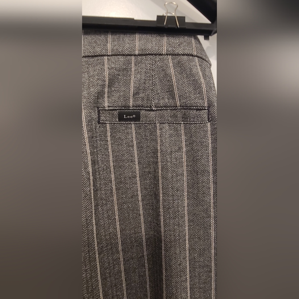 Brand New Lee Women’s Comfort Waist Pull-On Bootcut Pants - Picture 4 of 10